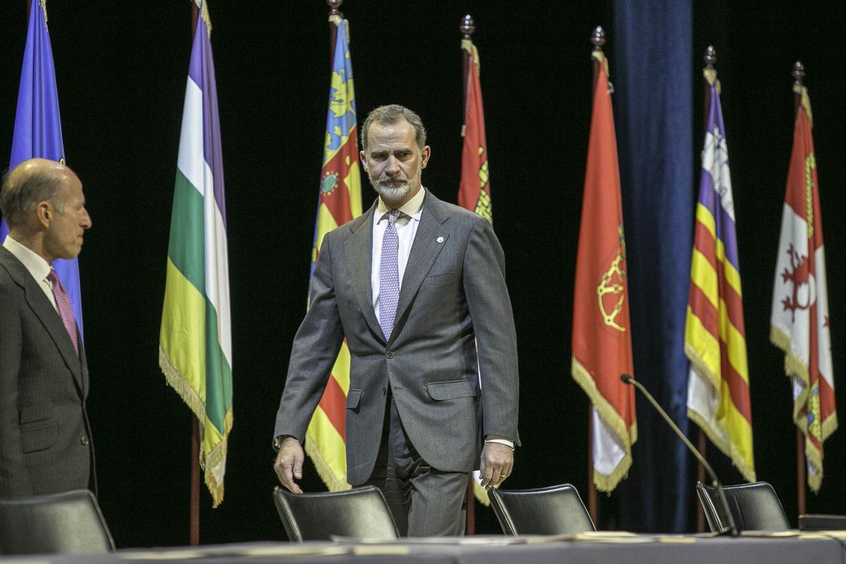 El rey Felipe VI preside en Barcelona la entrega de despachos a los nuevos jueces