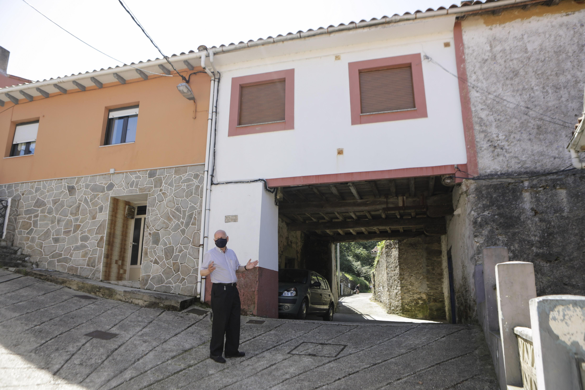 Los secretos de Cudillero, un pueblo "de guapo subido"