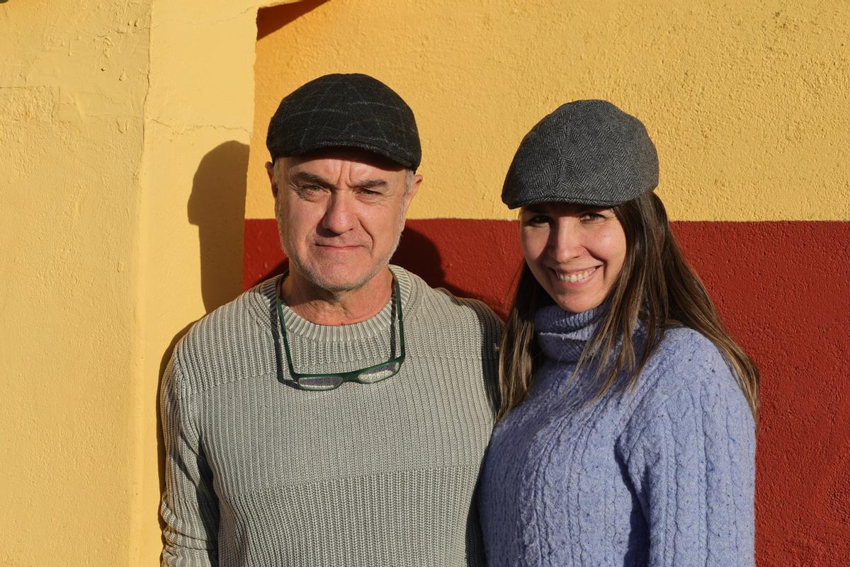 Antonio Acedo y Vanesa García, en la ganadería "Toros Villalpando".