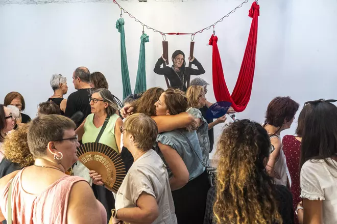La vetlla de Txell Fusté congrega centenars d'amics