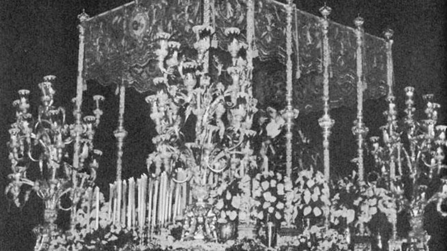 La Virgen de la Soledad, Sepulcro (1960).