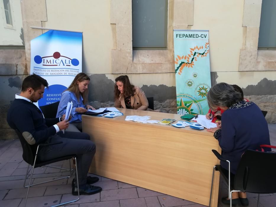 Un momento de los actos de la Semana de la Mediación en Alicante.