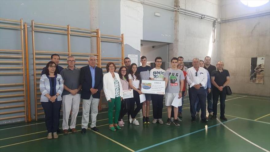 Consumo premia a alumnos de Mora y Teruel