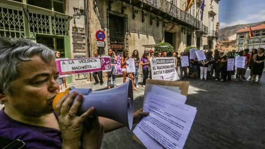 Más medios contra el machismo