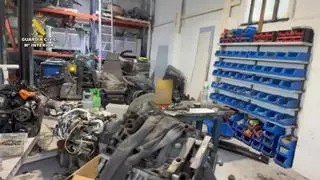 Clausuran en Rojales un taller ilegal que vertía hidrocarburos en un canal de riego