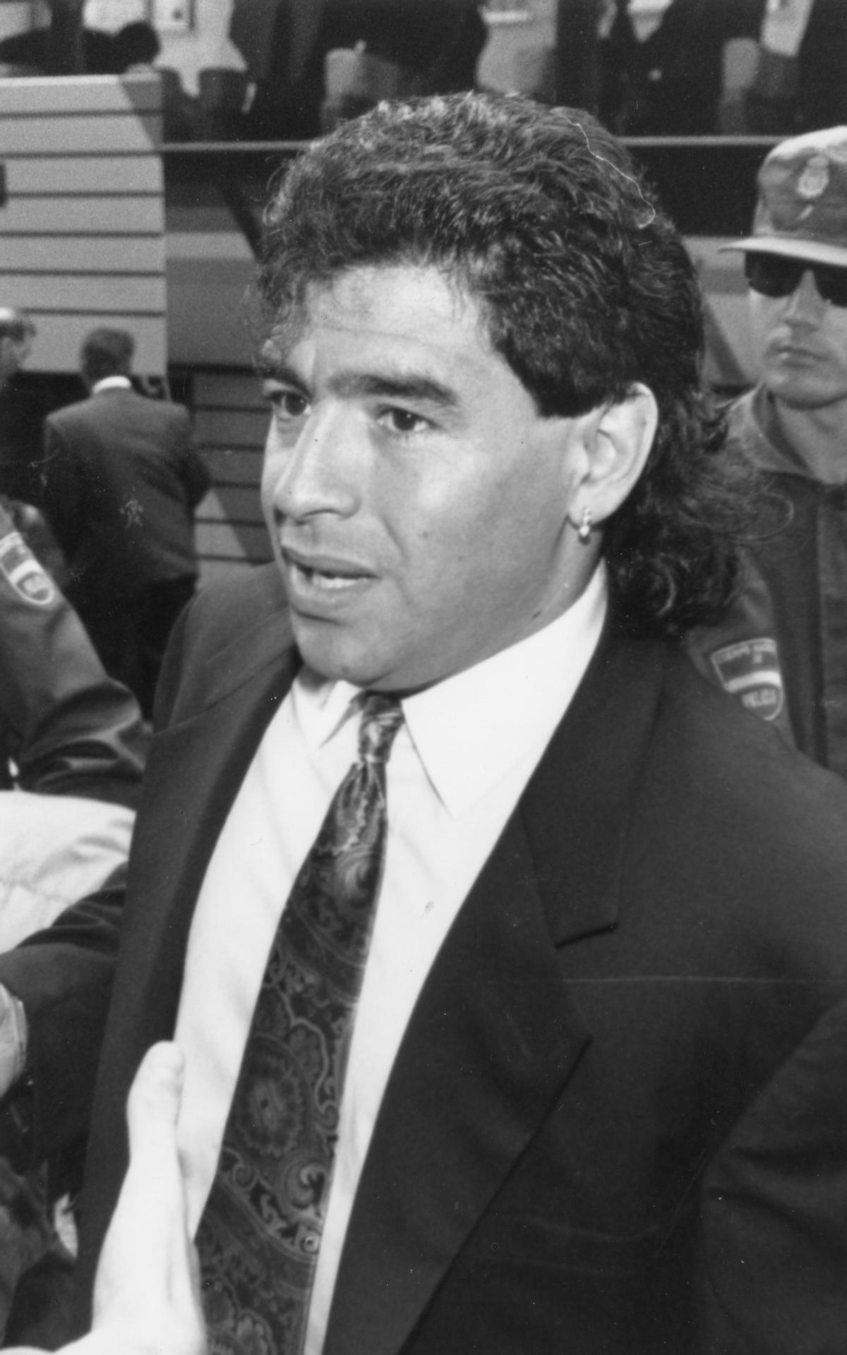 Cuando Maradona estuvo en Mestalla