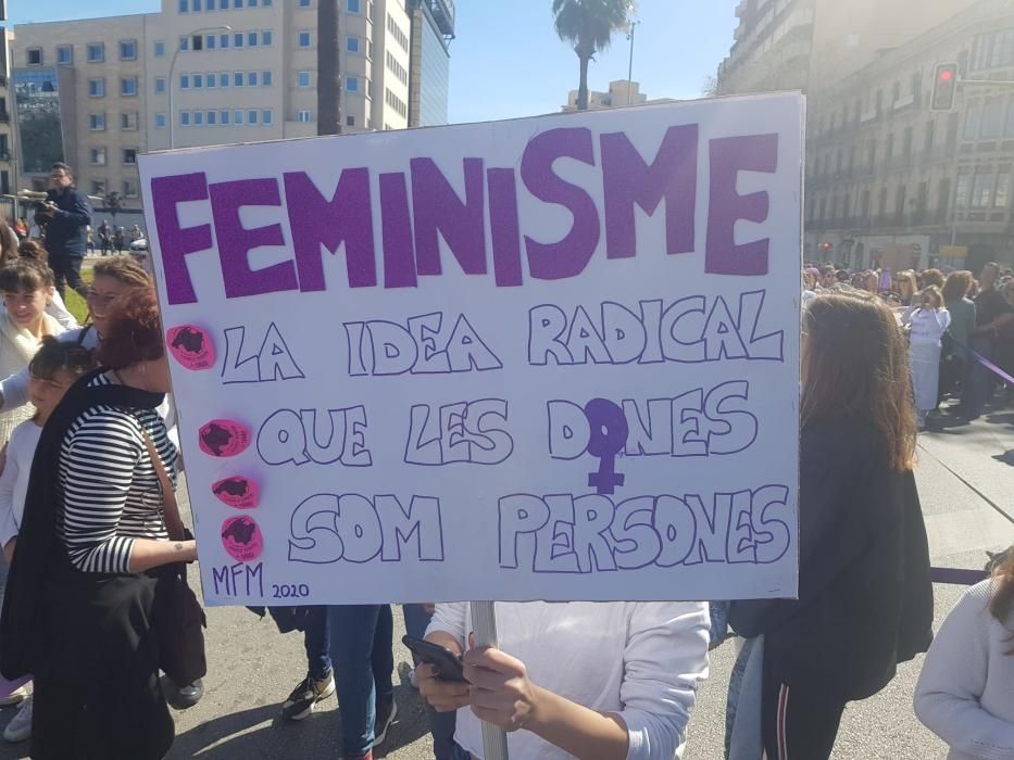 Demo auf Mallorca zum internationalen Frauentag