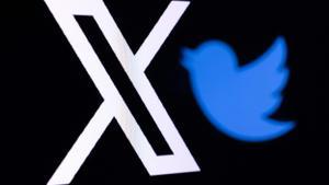 El logotipo de X junto al de Twitter.