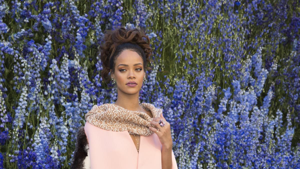 Rihanna en el desfile de Christian Dior en París