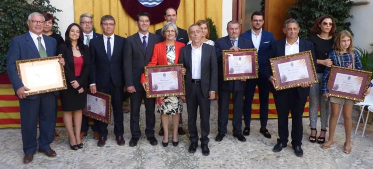 La muerte de uno de los galardonados tiñe de luto los Premis 9 d'Octubre de Ontinyent