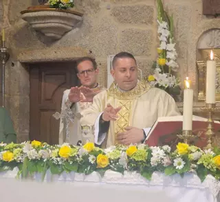 “La iglesia tiene la obligación de recibir a los turistas durante sus vacaciones de verano”