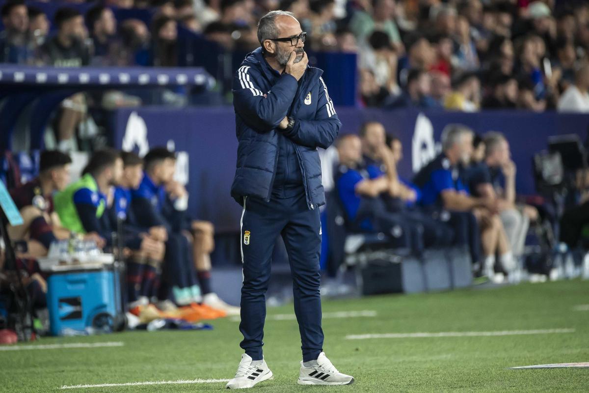 EN IMÁGENES: Así fue el encuentro entre el Real Oviedo y el Levante EN IMÁGENES: Así fue el encuentro entre el Real Oviedo y el Levante