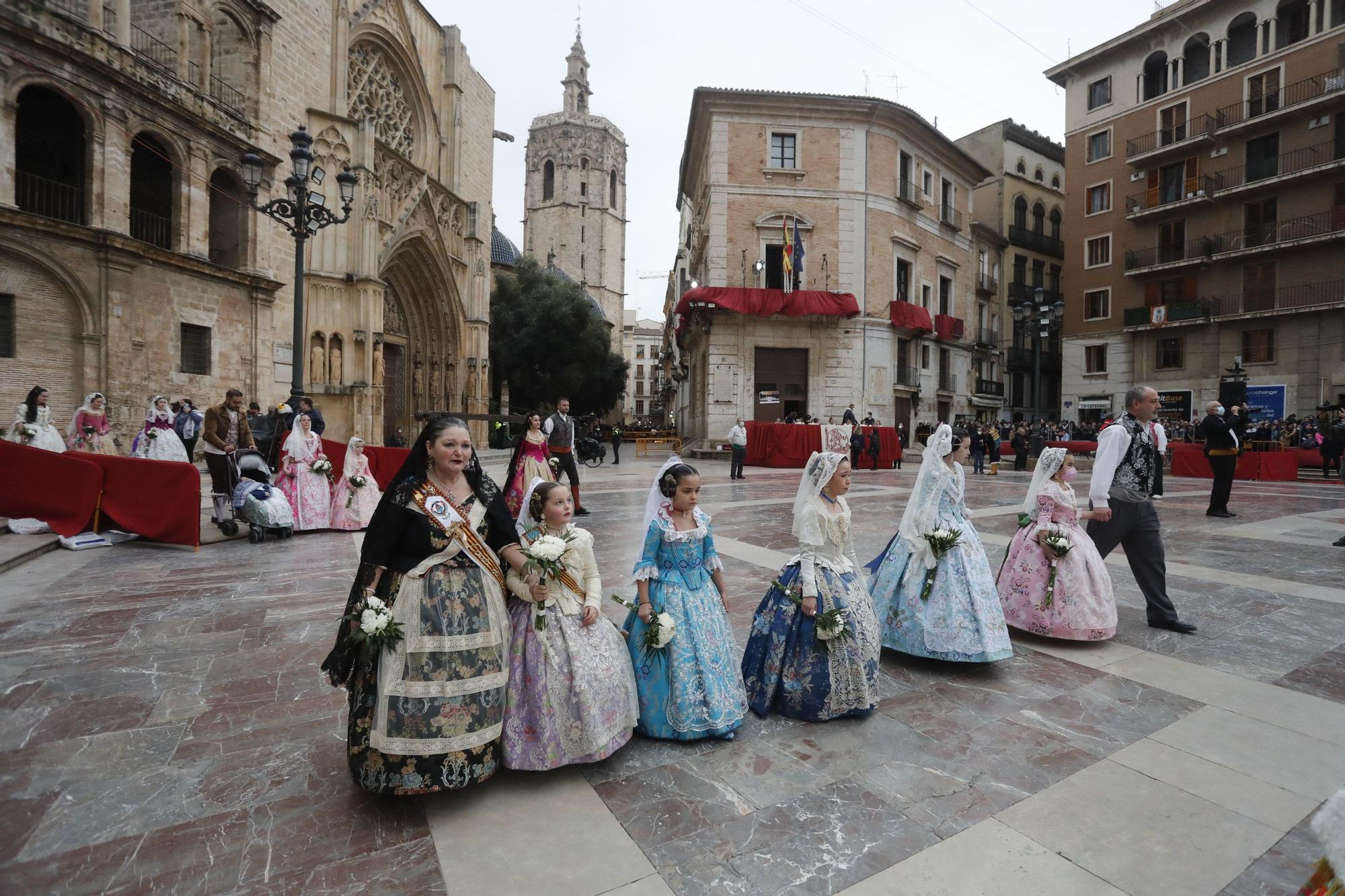 Búscate en el segundo día de ofrenda por la calle de la Paz (entre las 17:00 a las 18:00 horas)