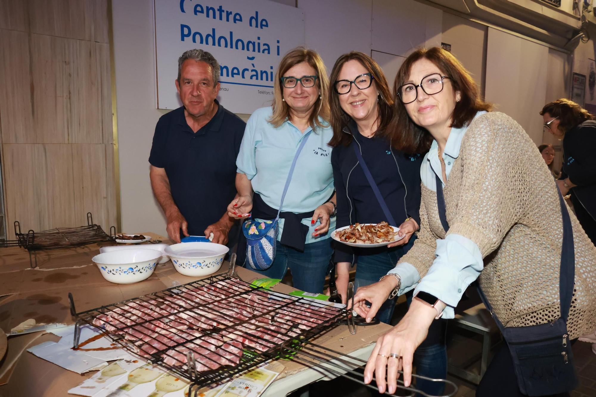 Tradición y gastronomía se dan la mano: Búscate en la galería de fotos de la Nit de la Xulla de Vila-real