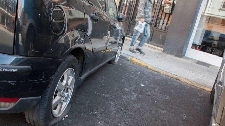 El juez deja en libertad con cargos al estudiante detenido por dañar 16 coches