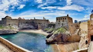 Conocida como Melilla La Vieja, el conjunto fortificado de esta ciudad autónoma consta de cuatro recintos amurallados que se encuentran separados entre sí por fosos o cortaduras.