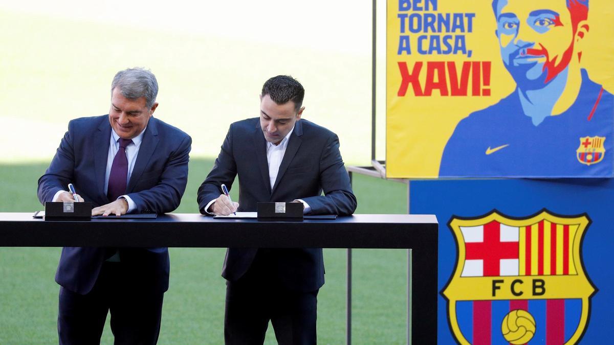 Xavi Hernandez presentation with FC Barcelona