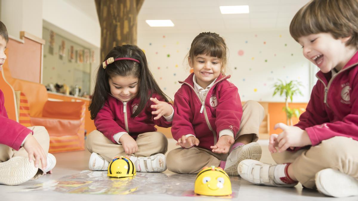 Julio Verne School, de Grupo Sorolla Educación, centro educativo experto en tecnología y metodología de aprendizaje propia.