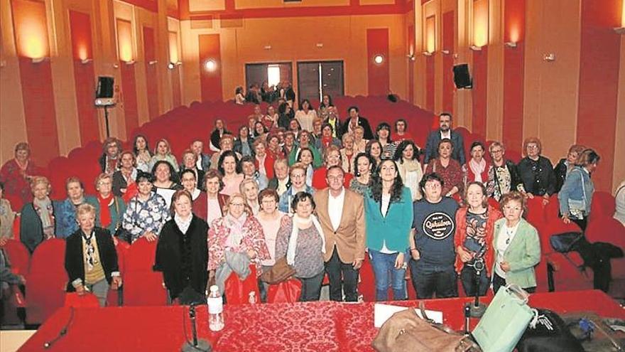 villafranca de córdoba acoge este año el encuentro comarcal de la federación de mujeres con motivo del 8-m