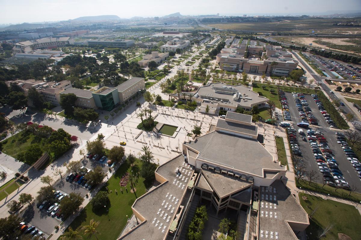 La energía se inyectará por el perímetro del campus y el sobrante se destinará a San Vicente