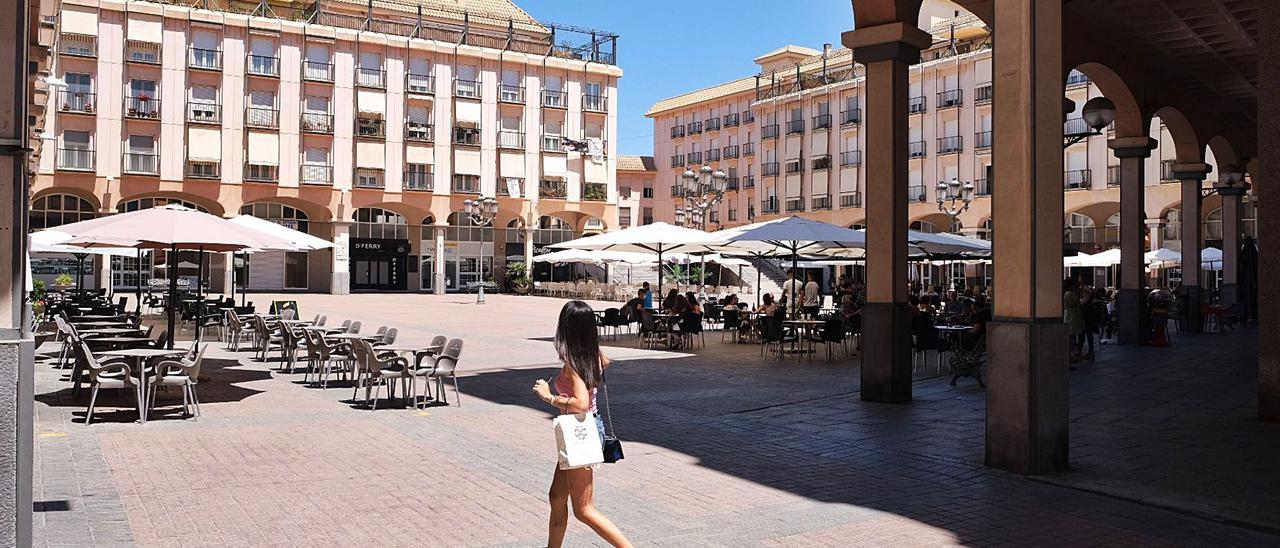 La plaza Mayor de Elda es uno de los espacios públicos donde el Ayuntamiento instalará sensores permanentes. | ÁXEL ÁLVAREZ