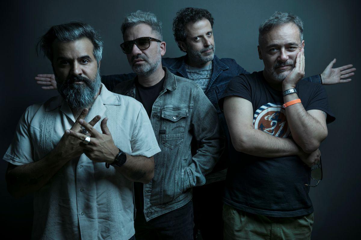 Love of Lesbian presentarán 'Ejército de salvación' este miércoles en el Teatro de la Axerquía de Córdoba.