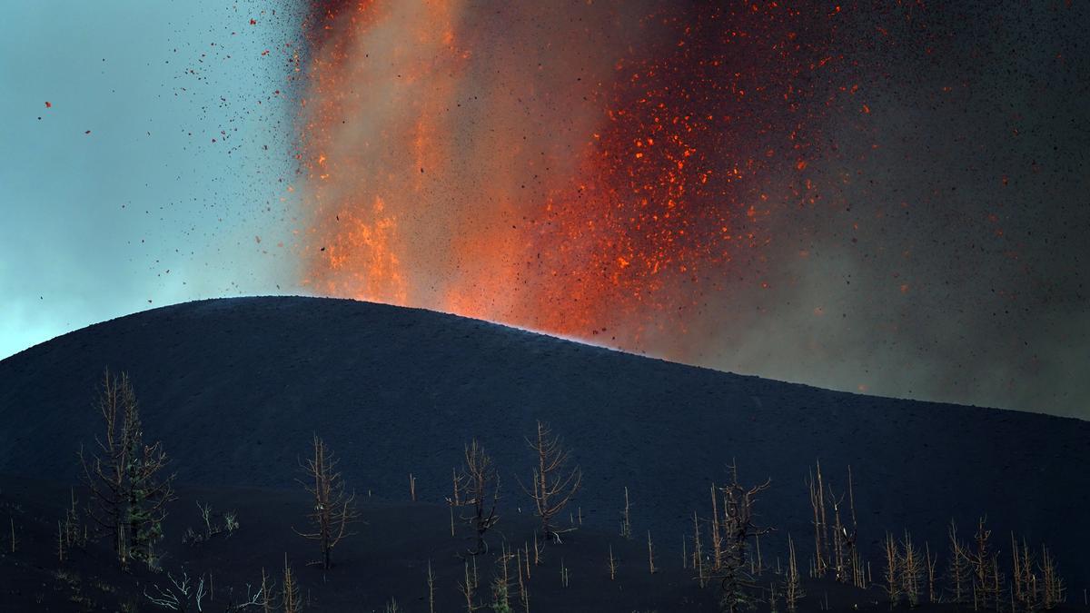 Una de las intensas erupciones del volcán de La Palma.