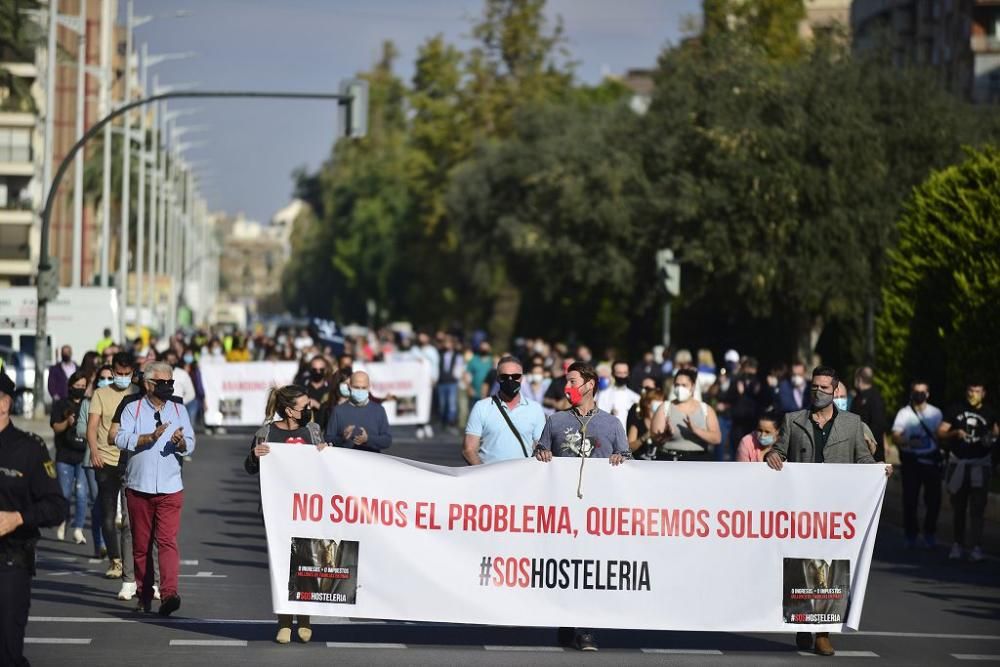 Protesta por el cierre de bares y restaurantes en Cartagena