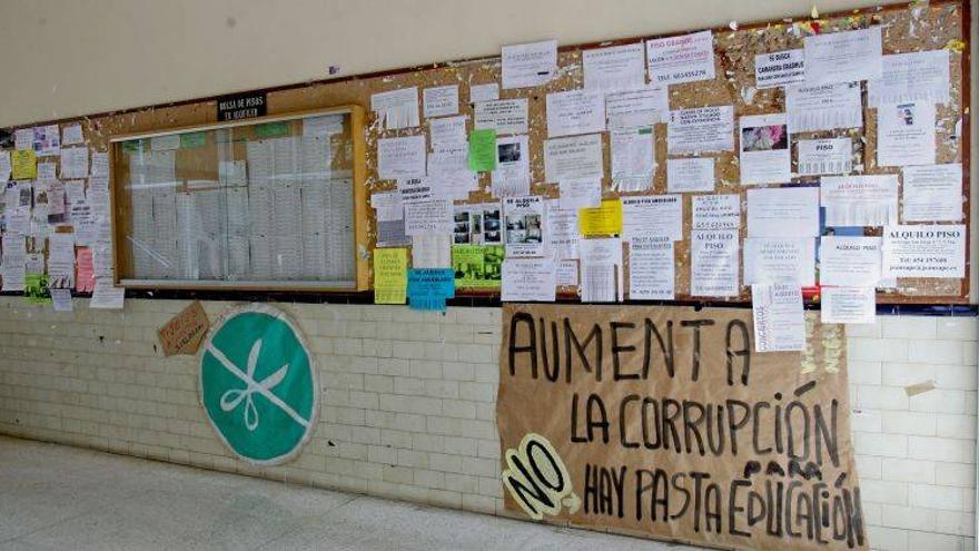 El campus público intensifica su rechazo a la política de Wert