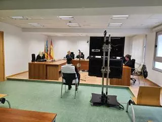 Cuatro años de cárcel por violar a una joven tras robarle su teléfono en Alicante