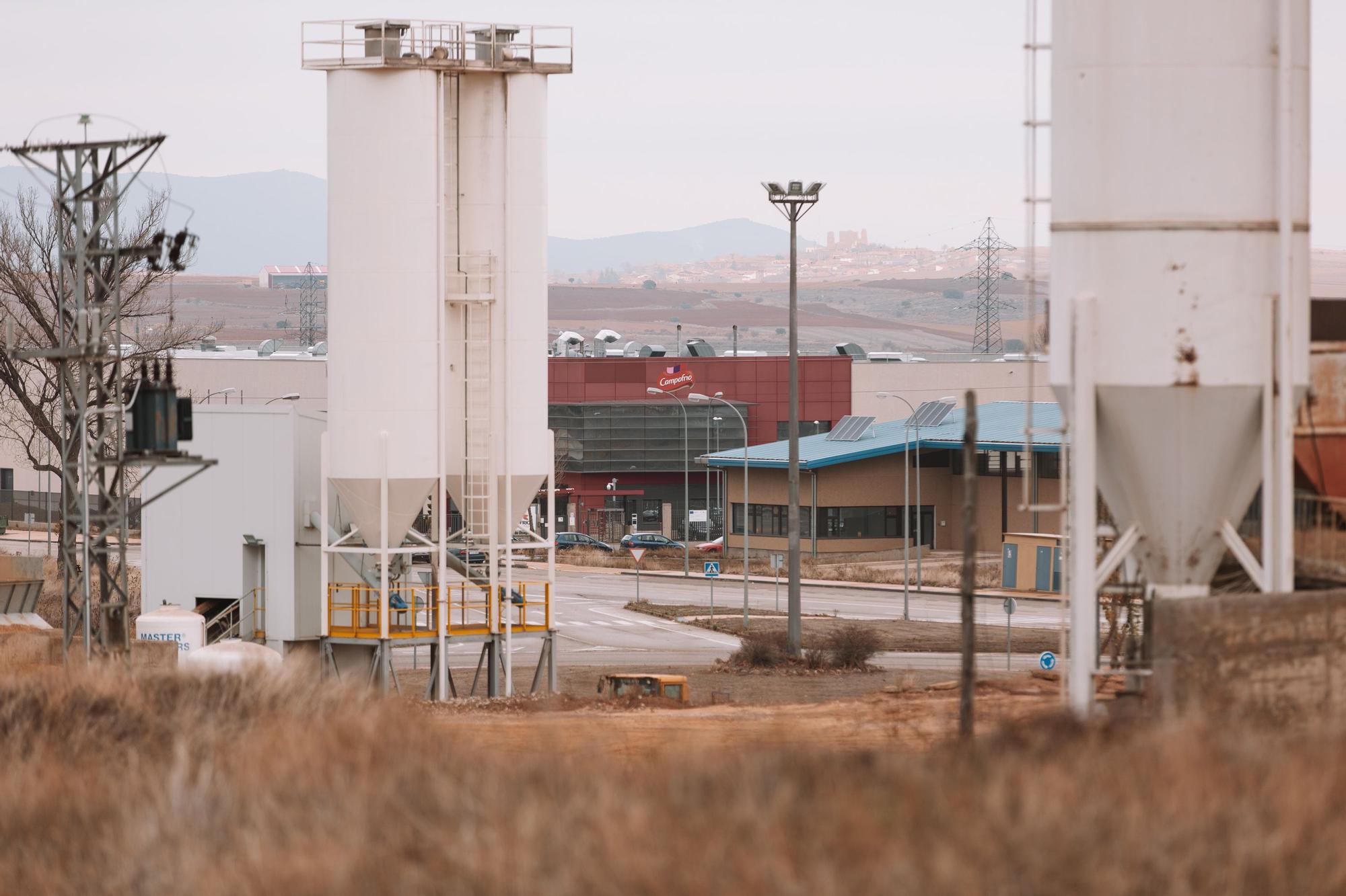 Varias naves industriales en el polígono de Ólvega, entre ellas la de Campofrío.