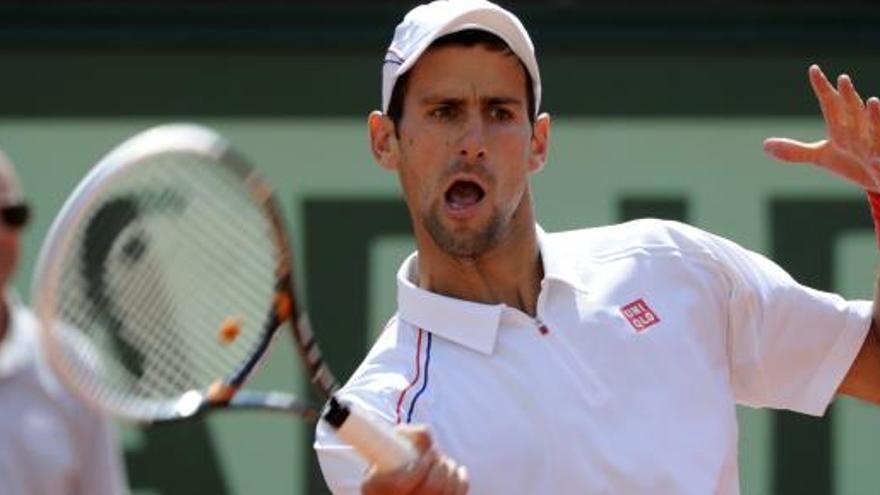 Novak Djokovic ha pasado ha segunda ronda tras derrotar a Starace.