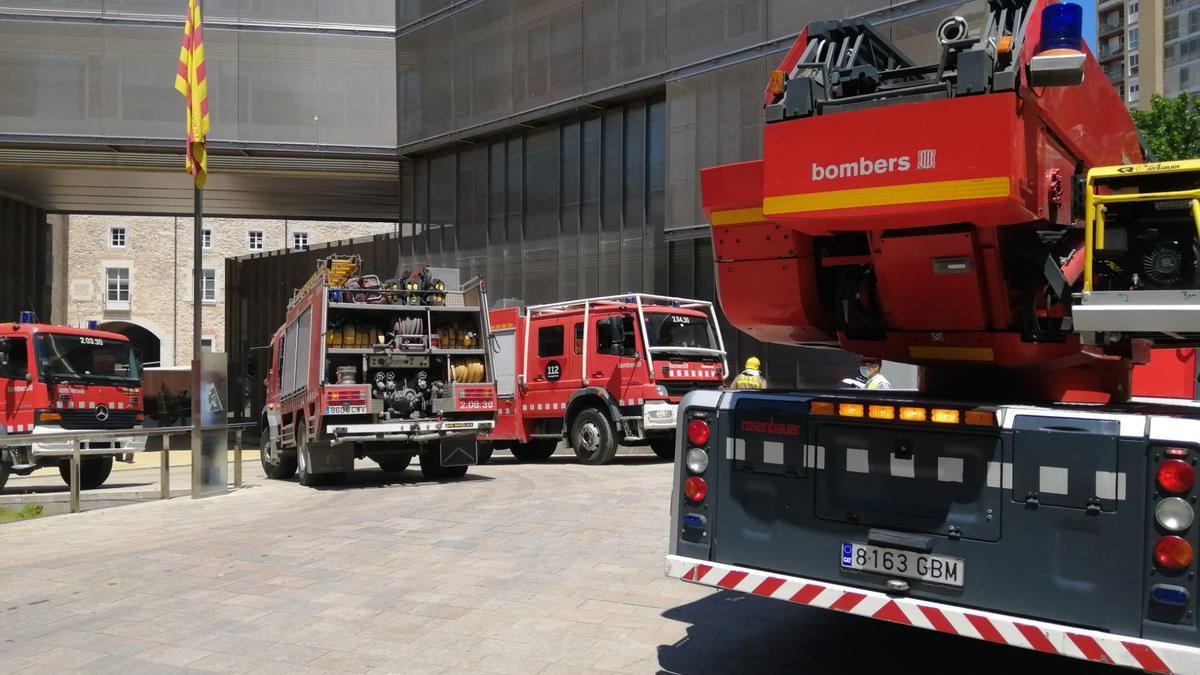 Evacuen els treballadors de la seu de Generalitat de Girona per una alarma d'incendi