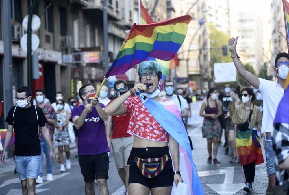 Cientos de personas se manifiestan en Murcia por un orgullo de clase y combativo