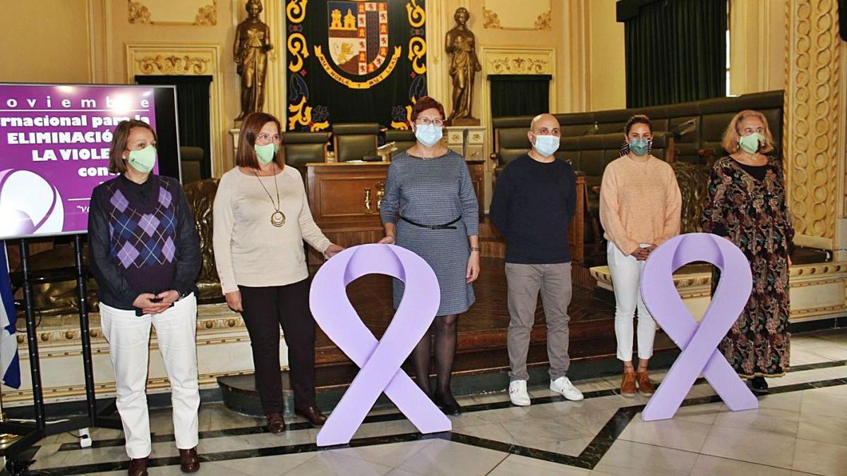 Jumilla colocará lazos violetas en los edificios municipales contra las agresiones