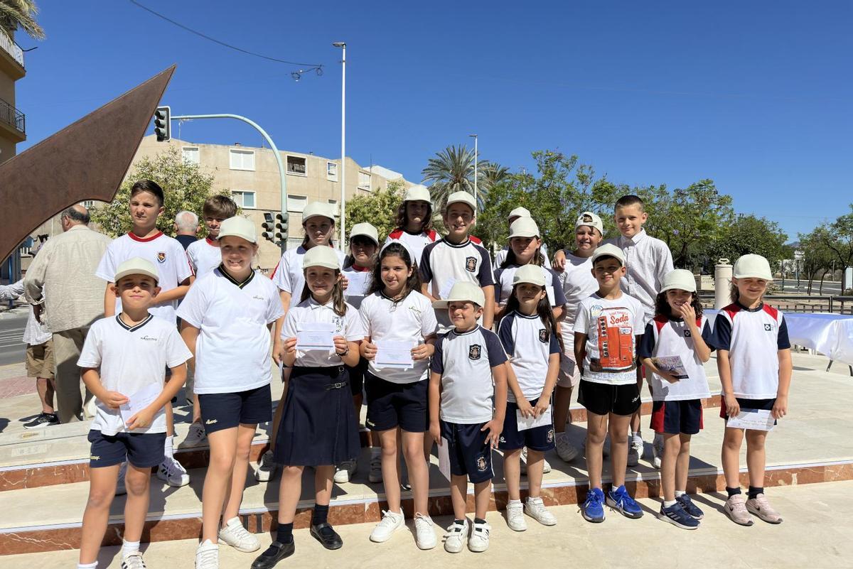Novelda inaugura un reloj solar monumental dedicado a Jorge Juan