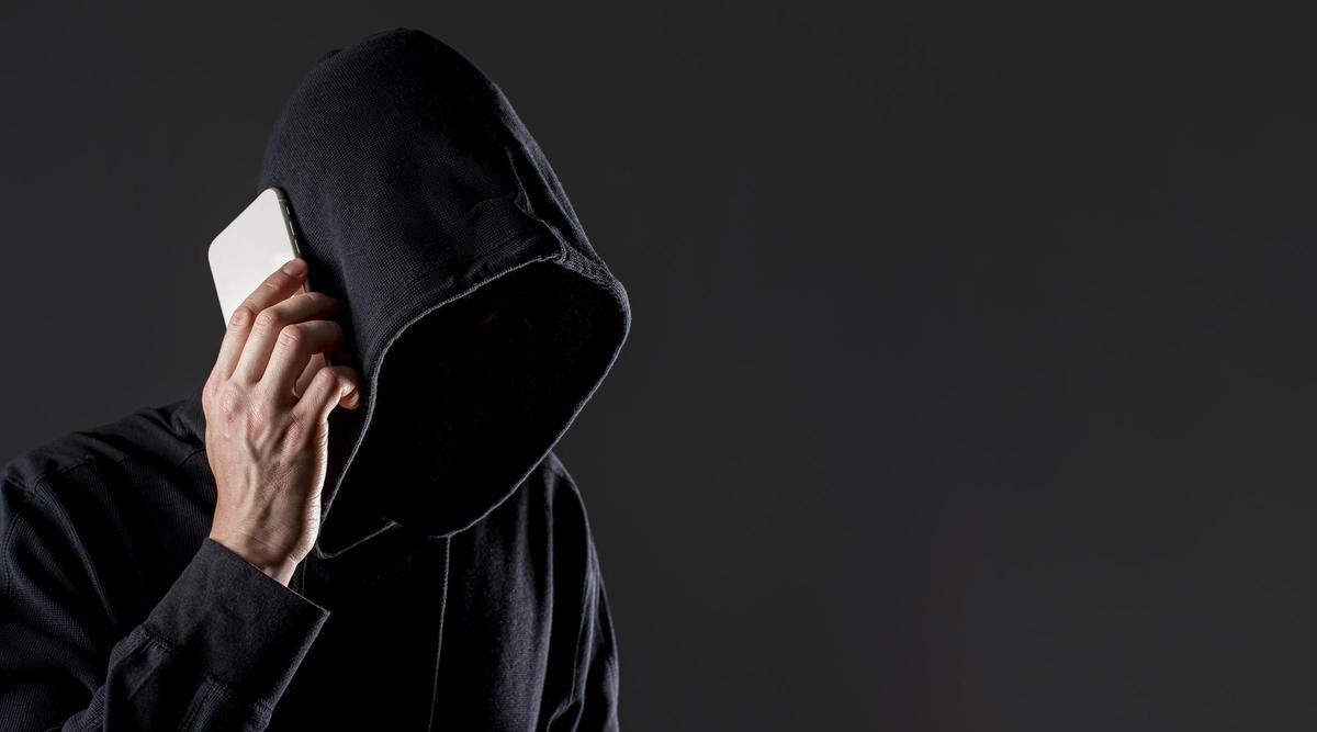 Recientemente se desarticuló una granja de teléfonos móviles que enviaba 2,5 millones de SMS al día para ciberestafas.