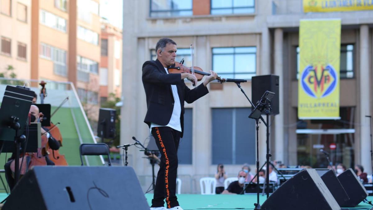 El violinista Vasko Vassilev en un momento de su actuación dentro del concierto Vila-real Talent.