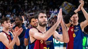 Abrines, el capitán del Barça, se disculpa ante la afición azulgrana en Madrid tras caer en el clásico.
