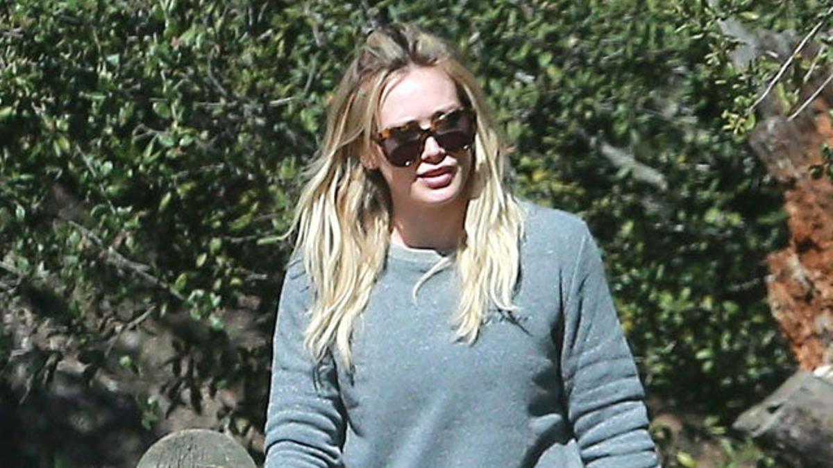 Hilary Duff se pone en forma junto a su pequeño Luca