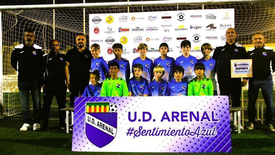 La UD Arenal presenta a sus plantillas