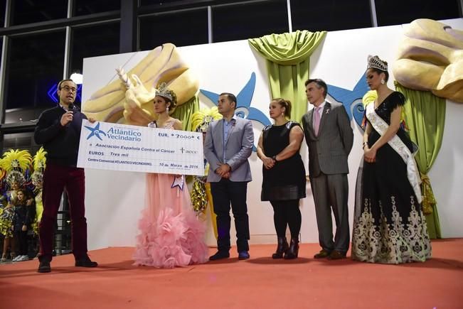 Donacion premio Reina del Carnaval del Centro ...