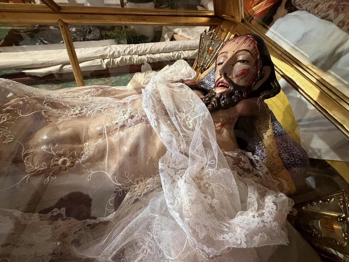 Imagen del Cristo del Descendimiento, tras el proceso de restauración que llevó varios meses.