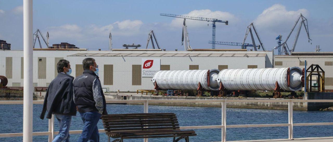 Instalaciones de El Tallerón, de Duro Felguera, en Gijón.