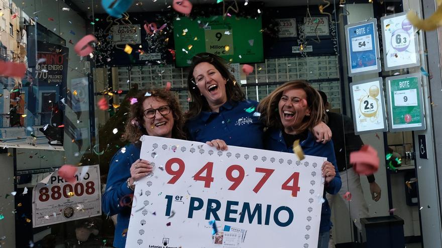 La Lotería del Niño deja parte del primer y tercer premio en Málaga