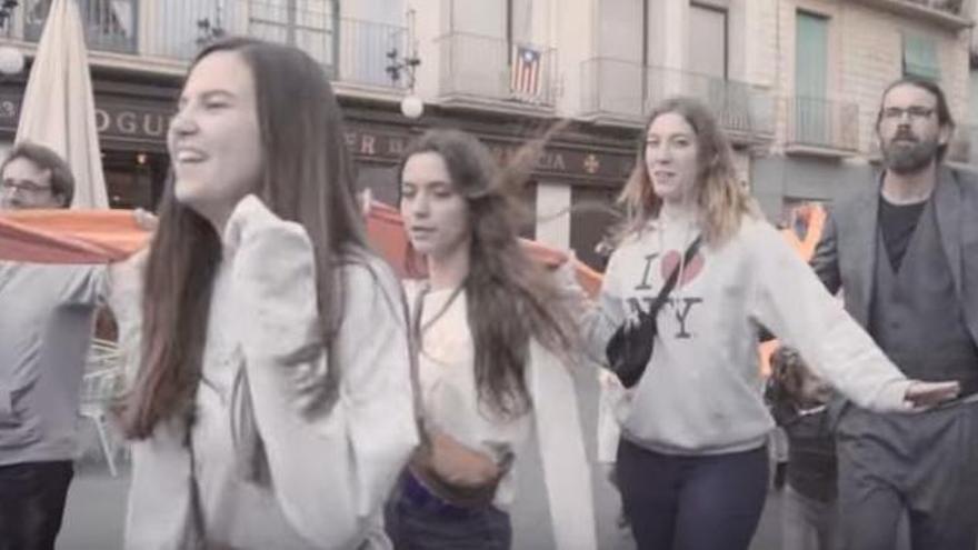 VÍDEO: Gossos publica el seu nou videoclip, rodat als carrers de Manresa