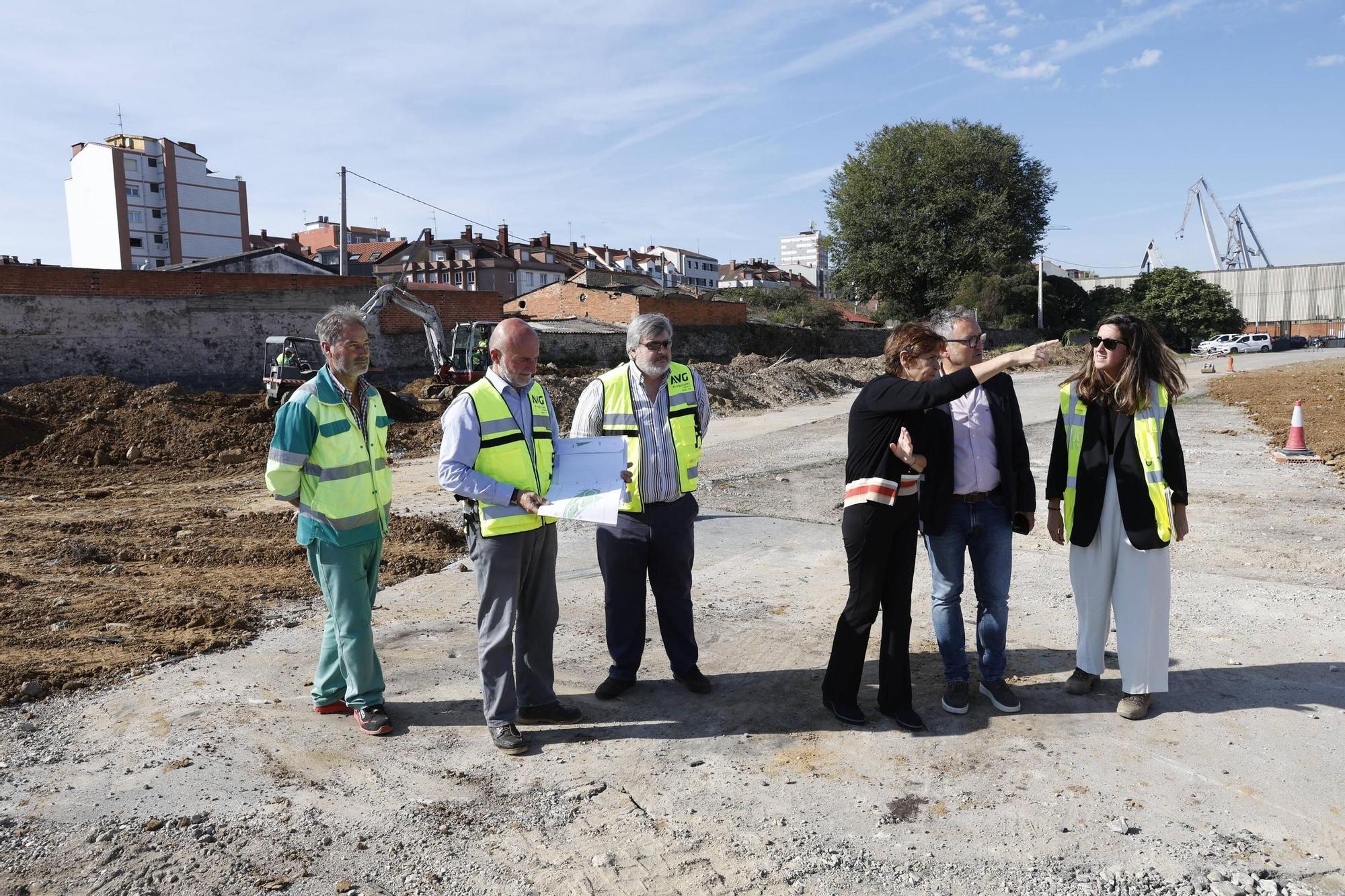 Así avanzan los trabajos en los terrenos de Naval Gijón (en imágenes)