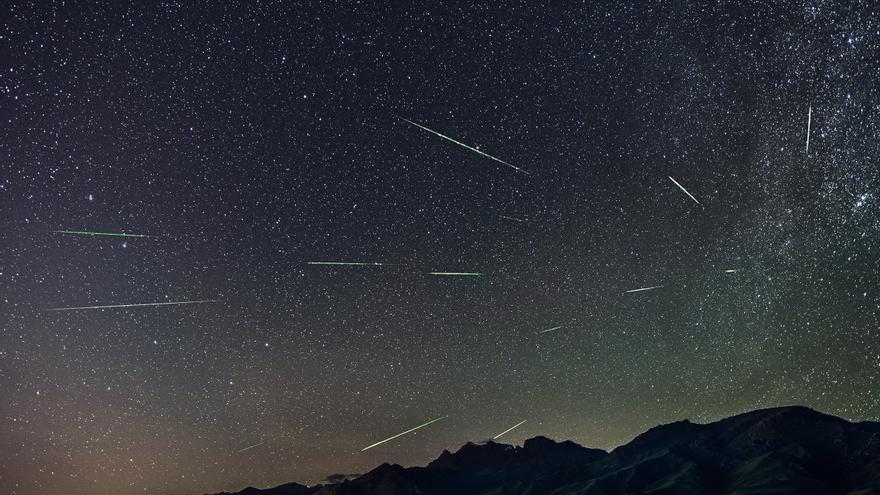 ¿Cómo y dónde ver la lluvia de estrellas este viernes en Canarias?