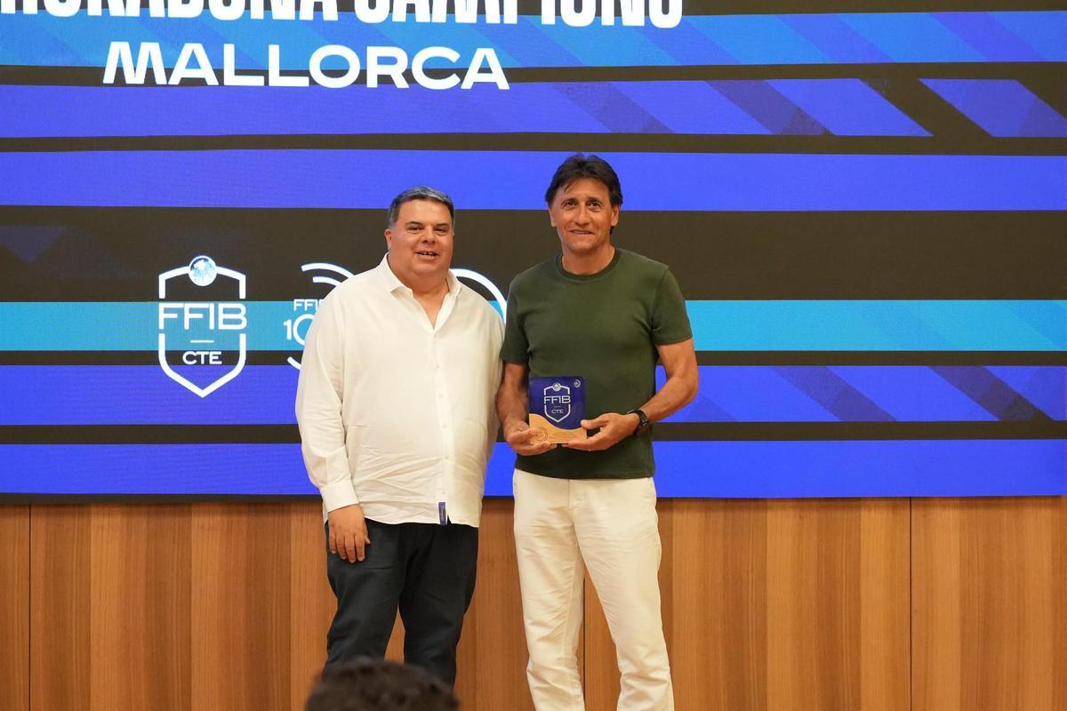 Álbum de fotos de la ‘Jornada d’Actualització i Reciclatge’ del Comité Técnico de Entrenadores de la FFIB