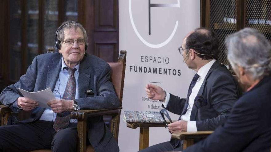 Claus Offe, ayer, en la Universidad de Oviedo.